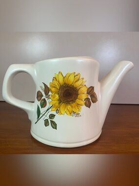 Vintage Sunflower Pitcher #721 McCoy Pottery Made In USA